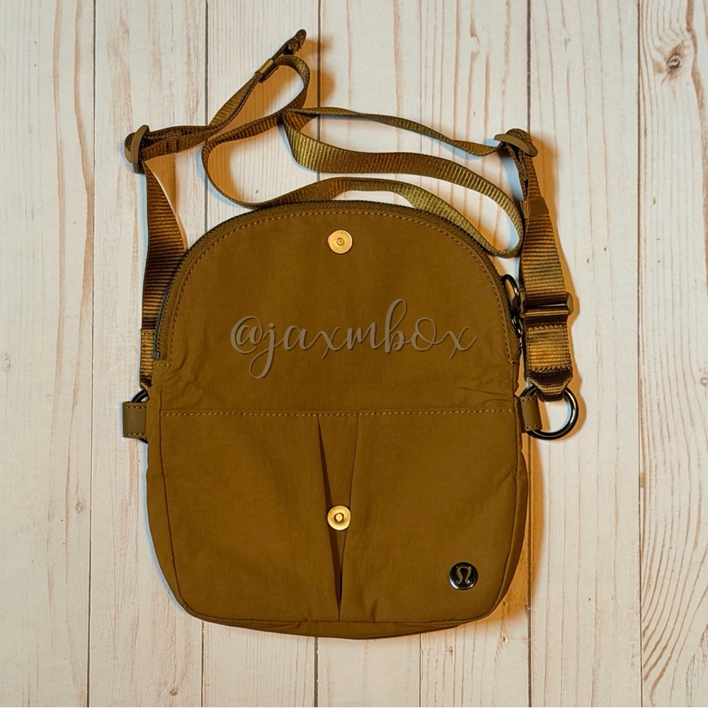 Lululemon All Night Festival Bag *Micro Burnt Caramel - Picture 3 of 9